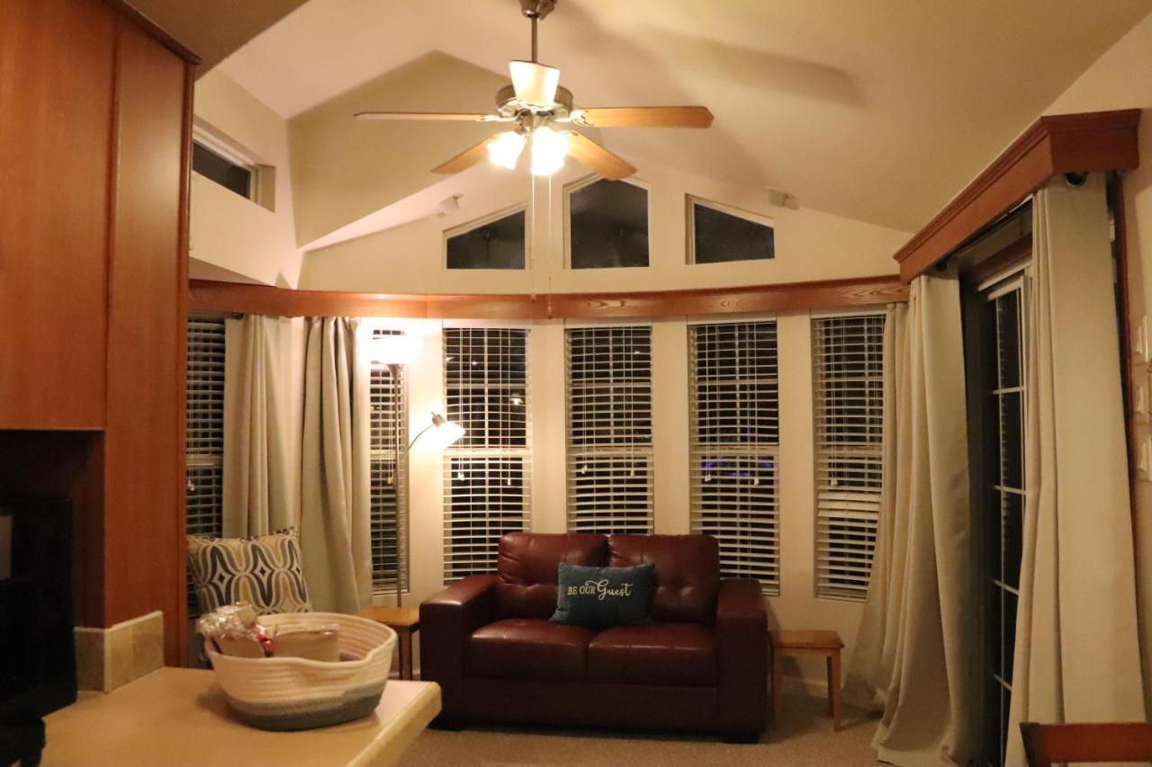 Berry Patch Cottage Longview Ngoại thất bức ảnh
